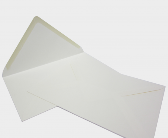500 Enveloppen 120x185 mm 120 grs Licht Creme Blanco